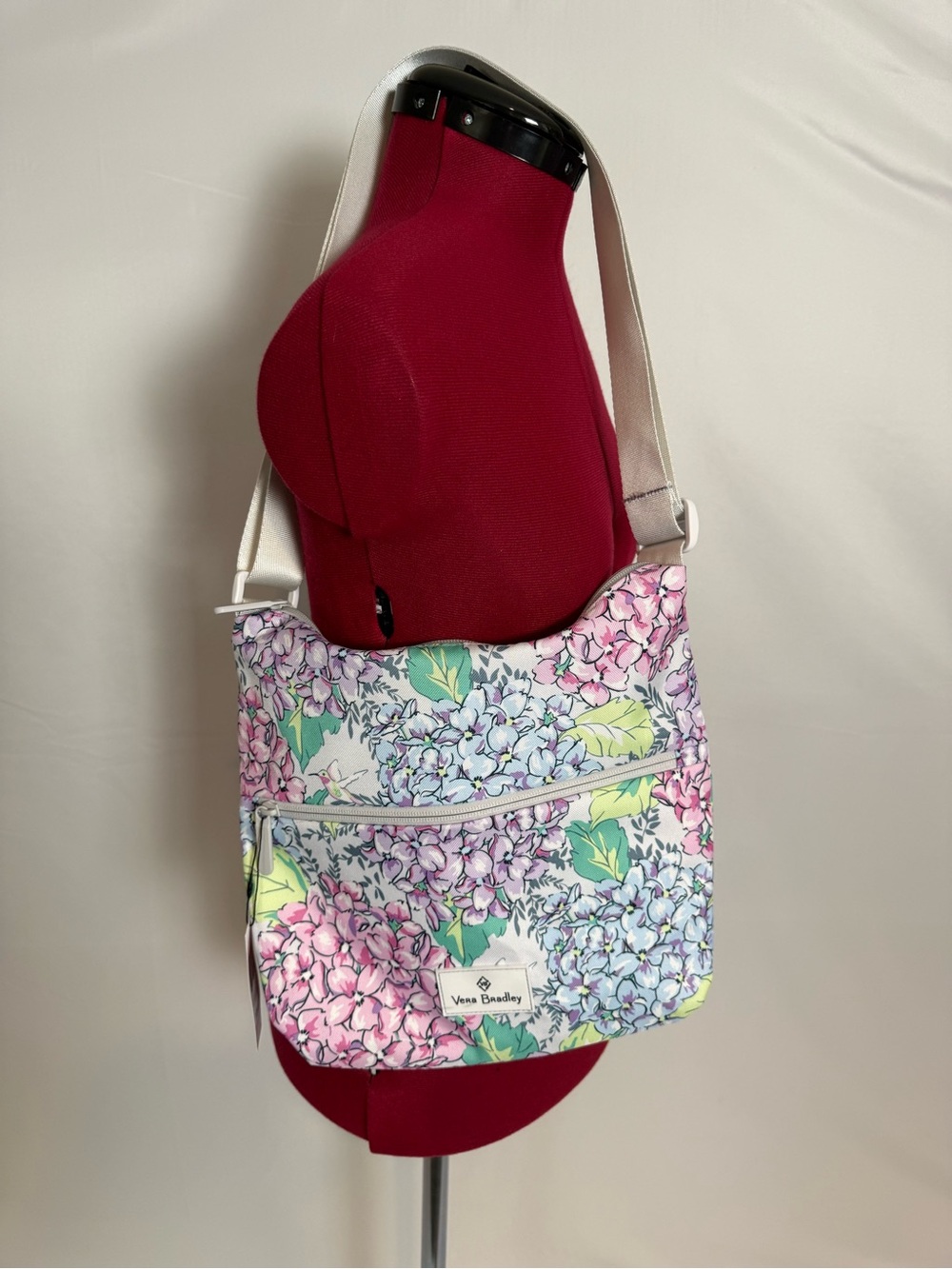 NWT Vera Bradley Lighten Up Hipster Shoulder Bag Happy Hydrangeas